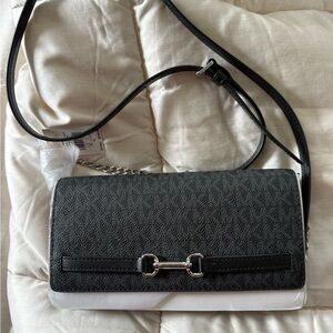 Michael Kors wallet on chain